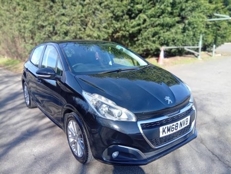 PEUGEOT 208 1.2 PureTech Signature Euro 6 (s/s) 5dr